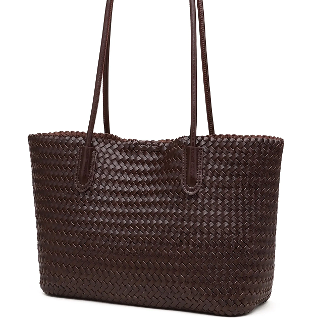 109.99 The styles in the store are the same - fashionable hand-woven leather bags